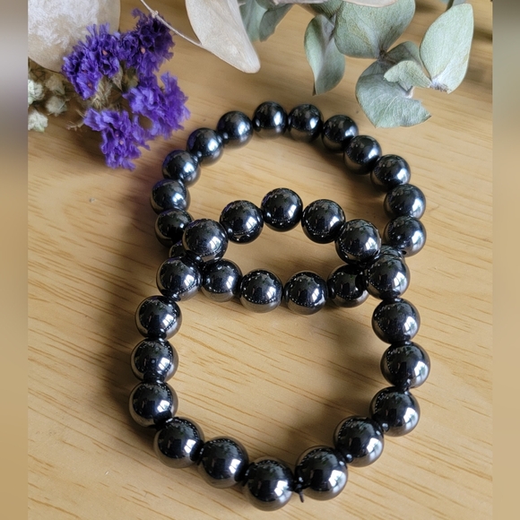 Hematite Magnetic Beaded  Stretch Bracelet Set - Picture 1 of 3